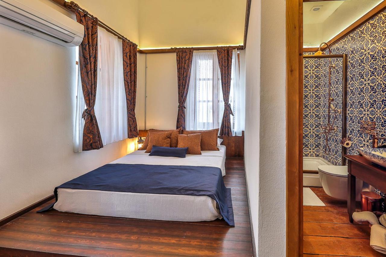 Ibrahim Serin Konagi Hotel Kaş Ngoại thất bức ảnh
