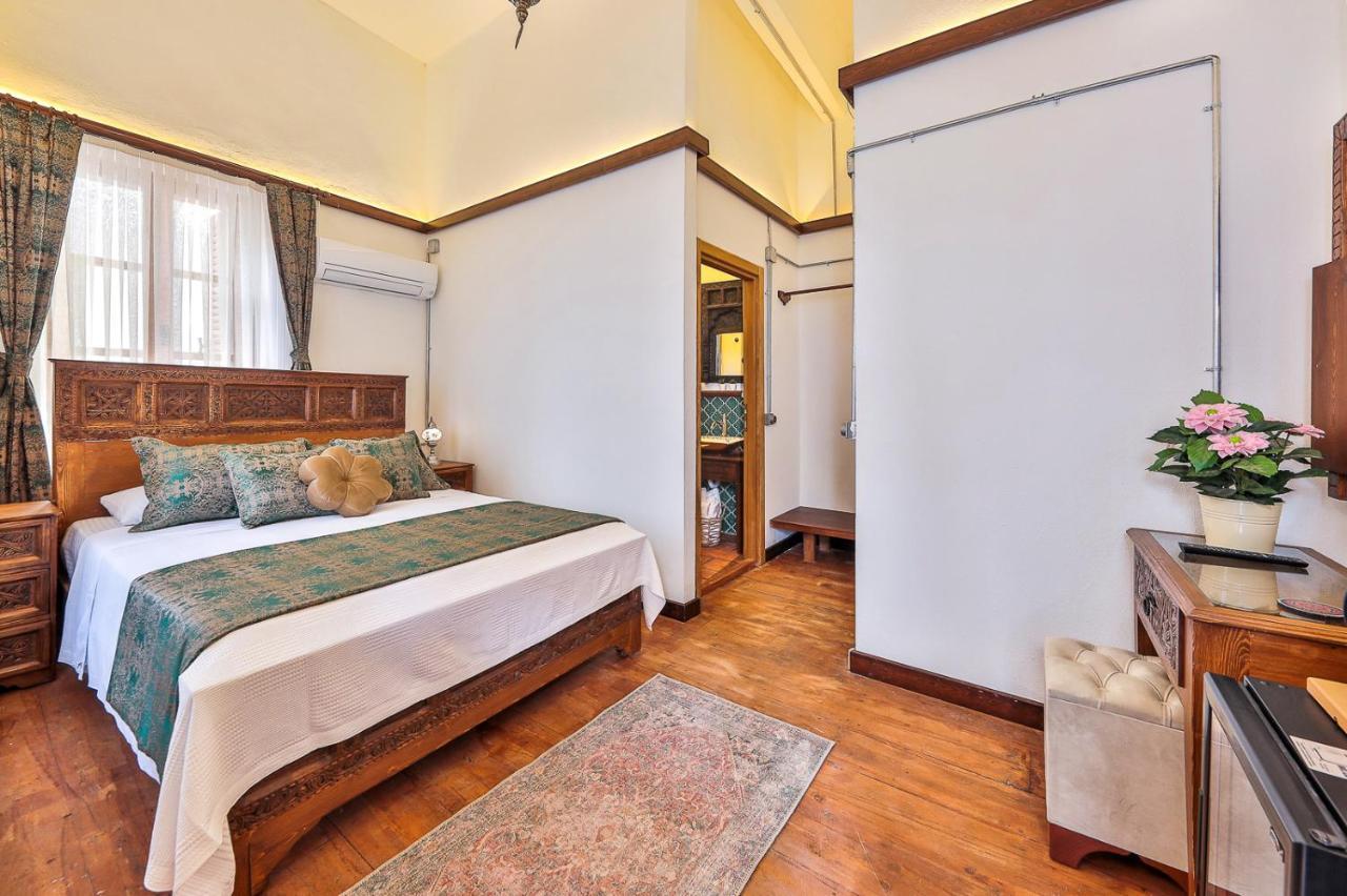 Ibrahim Serin Konagi Hotel Kaş Ngoại thất bức ảnh