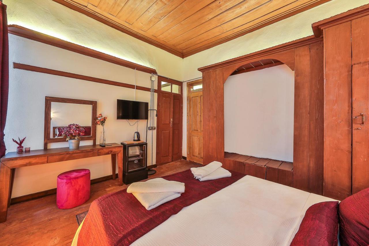 Ibrahim Serin Konagi Hotel Kaş Ngoại thất bức ảnh
